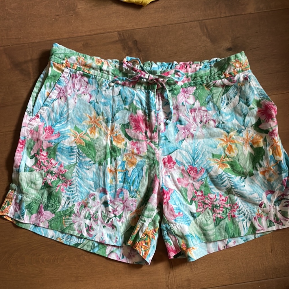 Tommy Bahama Palmbray 5” Linen Shorts - Size L